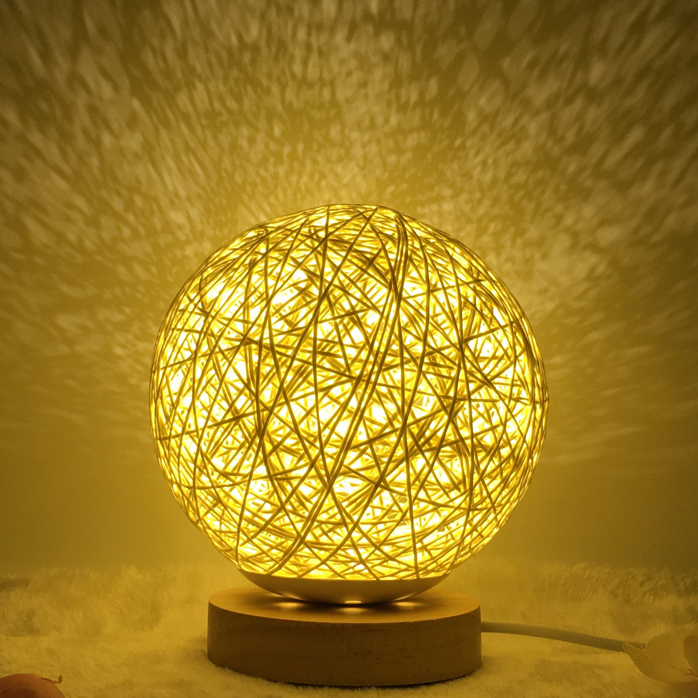 Creative Linen Table Lamp Novel and Unique LED Intelligent USB7 Color RGB16 Color Remote Control Rattan Ball Lamp