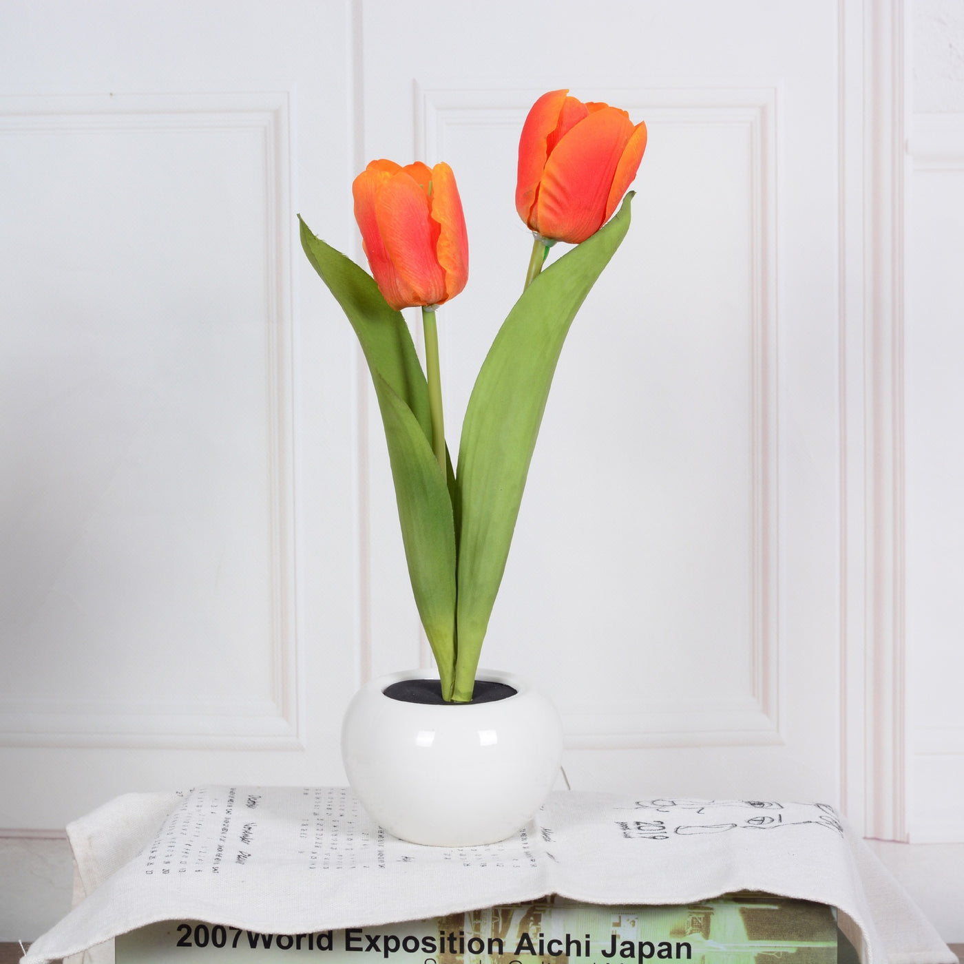 LED Tulip Flower Night Light Artificial Flowerpot Potted Plant Landscape Table Lamp